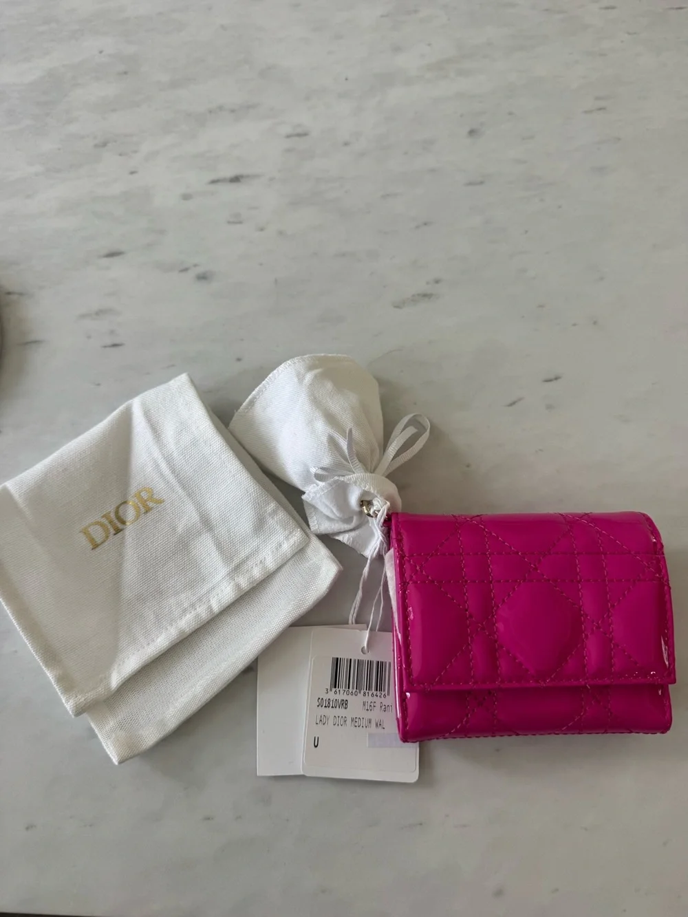 BRAND NEW 💕🩷 Lady Dior Quilted Patent Mini Wallet in RANI Pink